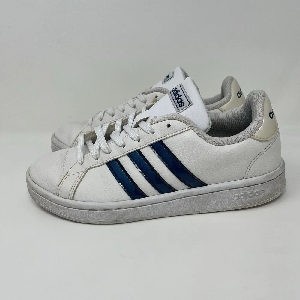 adidas Grand Court Leather Sneakers Womens 6.5 White Navy Blue Cloudfoam G28972